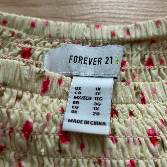 Pink flower skirt print - Picture 3 of 3